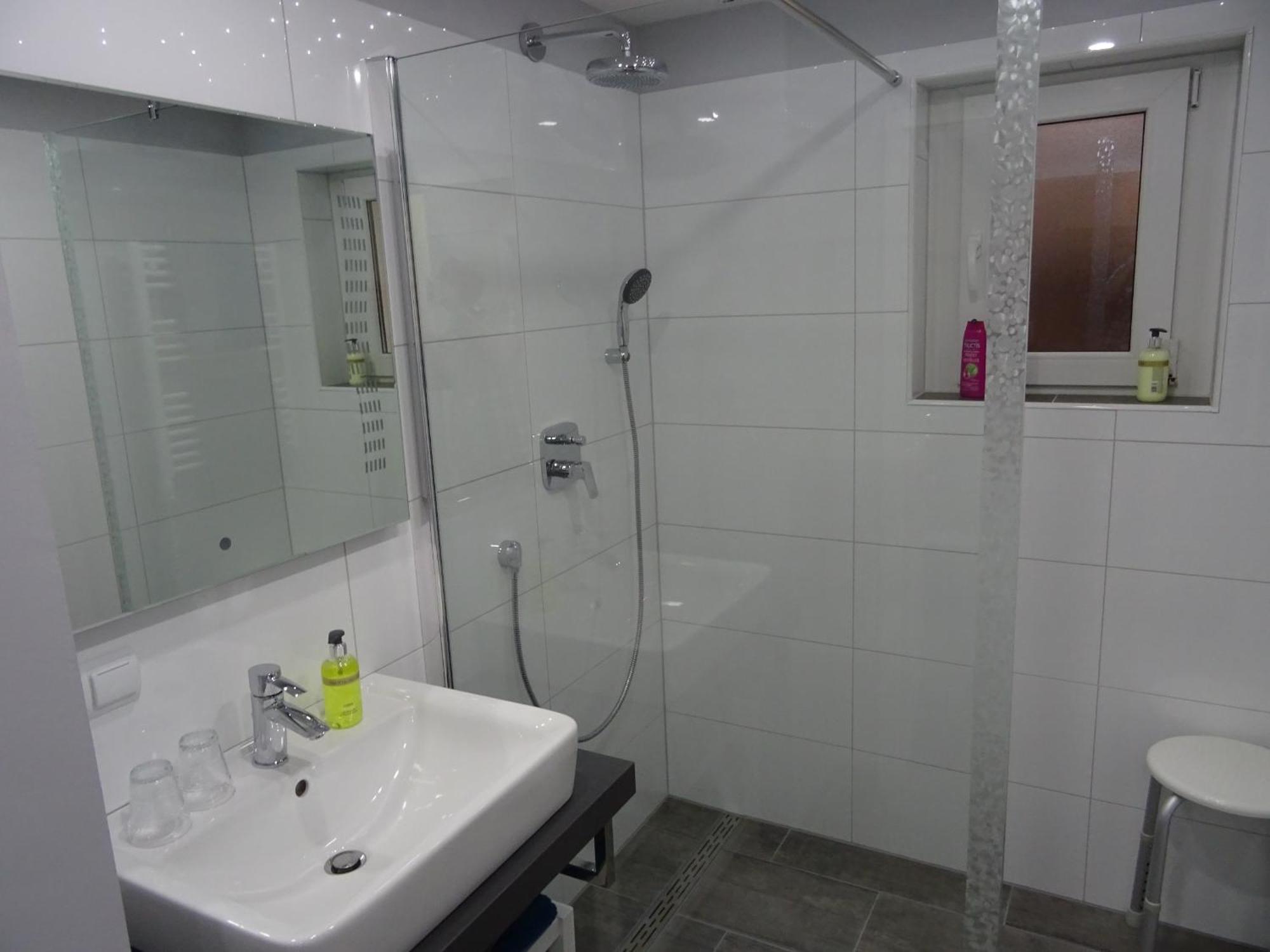 Am Keschtewaeldele **** Apartament